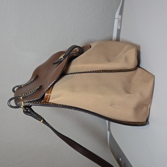 Dooney & Bourke crossbody - Picture 10 of 12